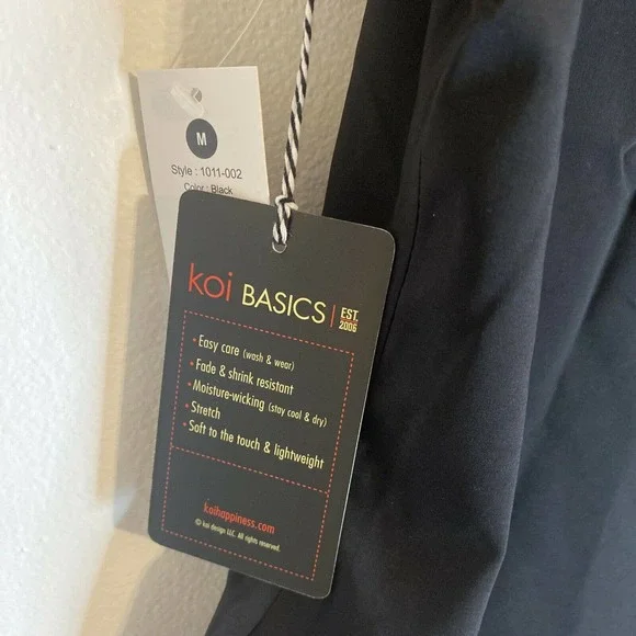 Koi Basics Scrub Top Kade 1011 V-Neck Black Medium - Picture 8 of 8